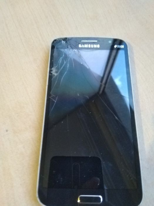 Смартфон Самсунг