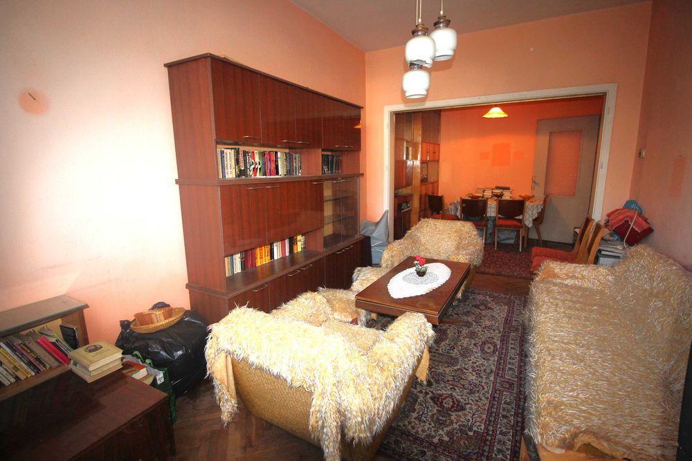 Продава се Двустаен апартамент в Габрово, Център - 74 кв.м за 862 €/кв.м - Снимка #4