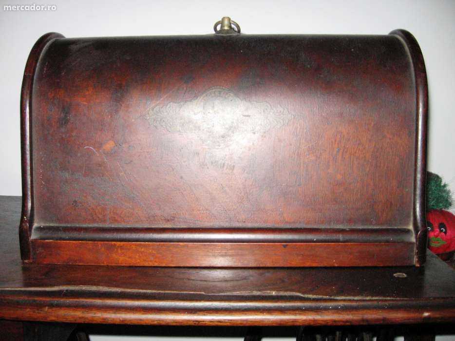 Masina de Cusut Singer Patented 1886