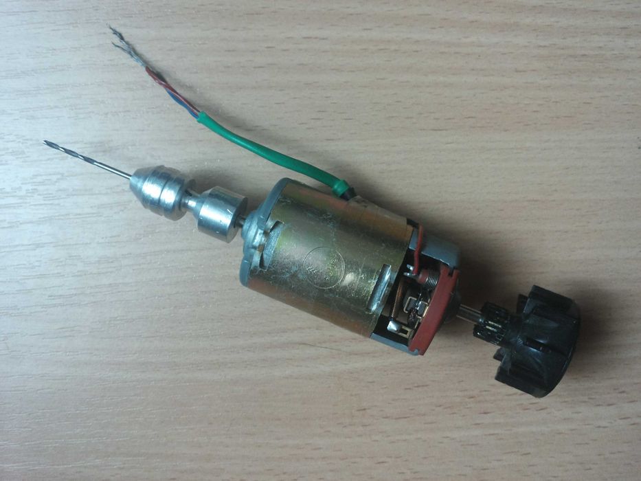 Немецкий микро-мотор Buhler (9-24В) с прецизионной цангой.