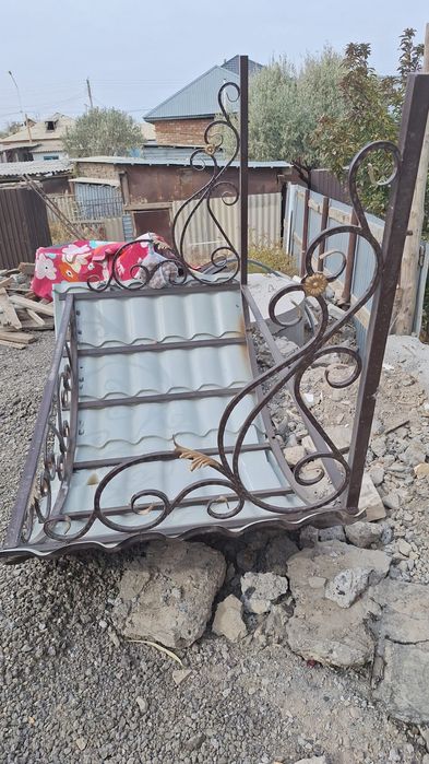 Навес над крыльцо