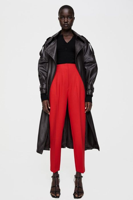 Красные брюки Зара классика