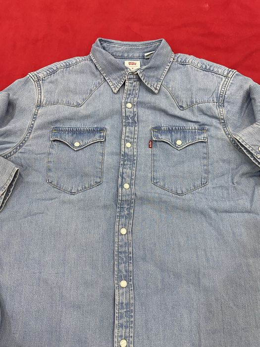 Джинсовая рубашка Levis