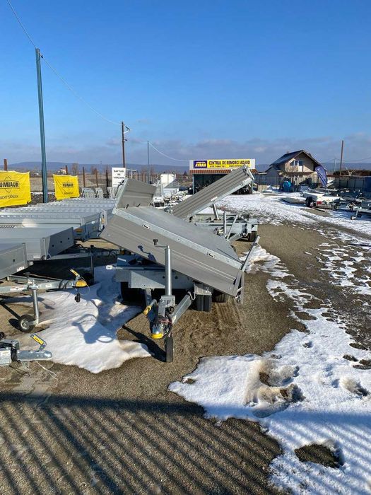Remorca Humbaur HTK 3500.37 basculabila electric pe trei parti