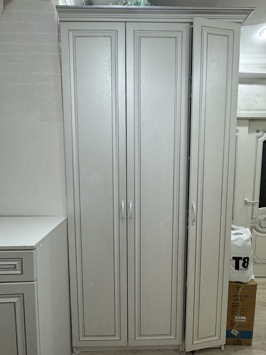 Холодильник.шкаф