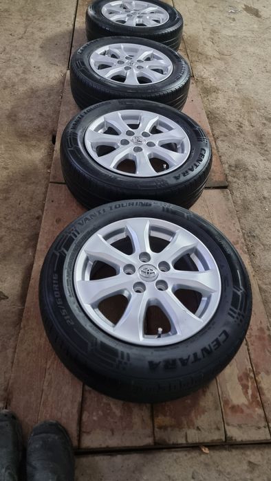 Диски на камри 40 45 оригинальные