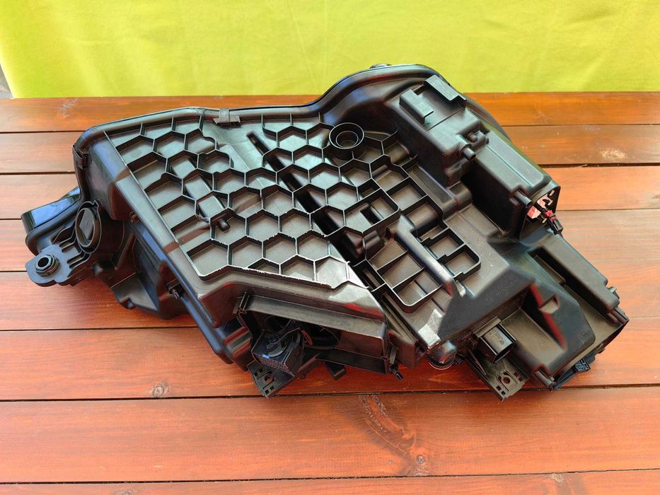 Фар за Audi E-Tron Full LED / Ауди Е-Трон Фул ЛЕД