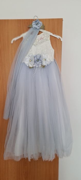 Продам красивое нежное платье