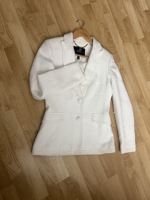 Sacou Nissa ivoire mae 38