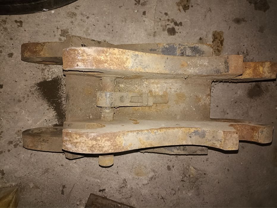 Продается быстросъем на экскаватор 3в1