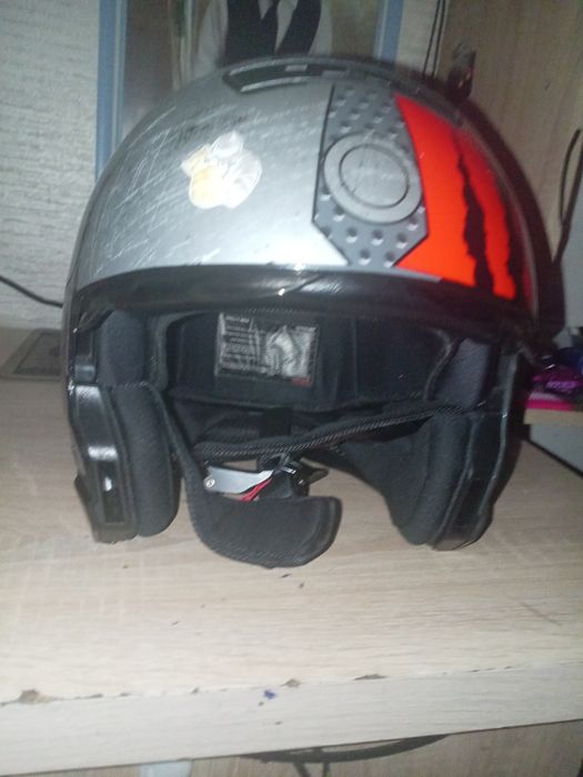 Продам мото шлем