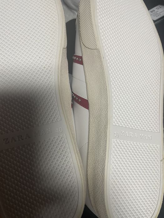 Унксекс  оригинални обувки Zara !!!