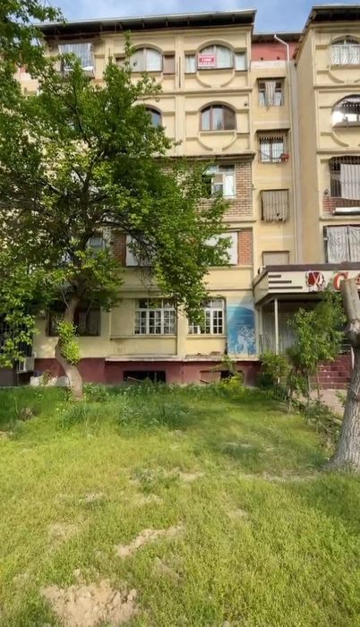 Под не жилой Офис магазин Бутик аптека