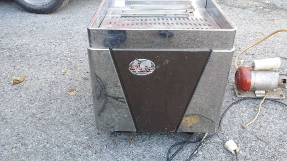 Кафе машина за заведение