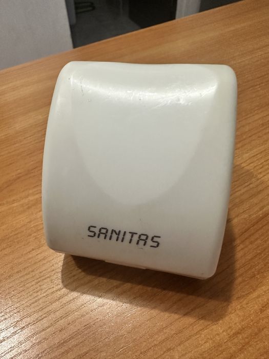 Продам тонометр Sanitas