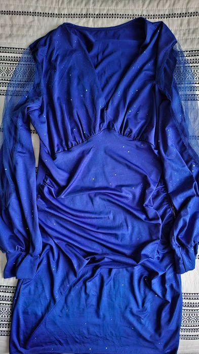 Коктейлна рокля за парти