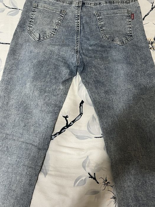 Подростковые джинсы