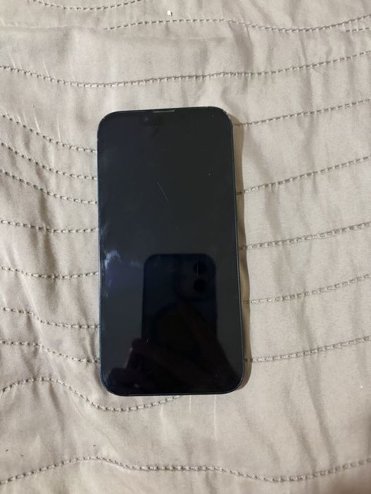 Черный Iphone 14 128