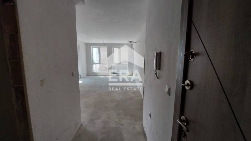 Продава се Двустаен апартамент в Варна, Бриз - 96 кв.м за 1489 €/кв.м - Снимка #4