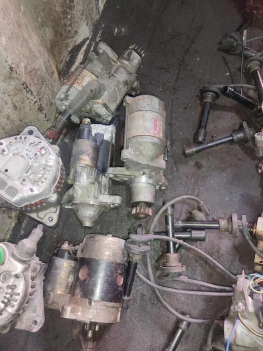 Продаю генератор стартер трамблер гур насос