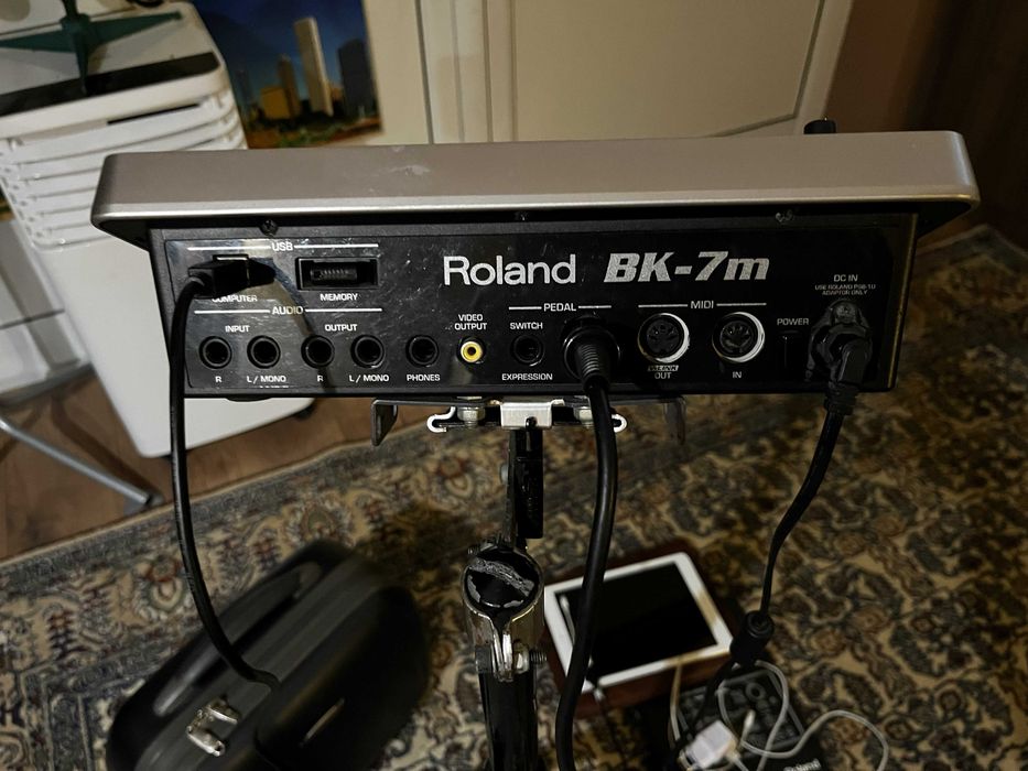 ROLAND BK-7m Аранжор+Foot controler+IPAD AIR+стойка+Транс. куфар