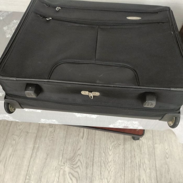 Чемодан Samsonite для костюма и обуви