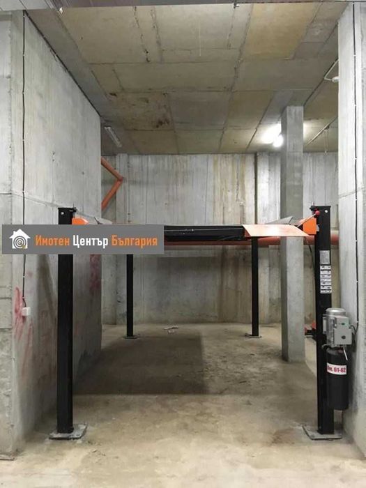 Продава се Гараж / Паркомясто в София, Студентски град - 18 кв.м за 4006 €/кв.м - Снимка #1