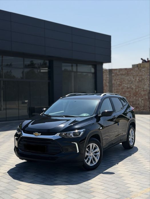 Tracker 2023 Qora LTZ Avtomat