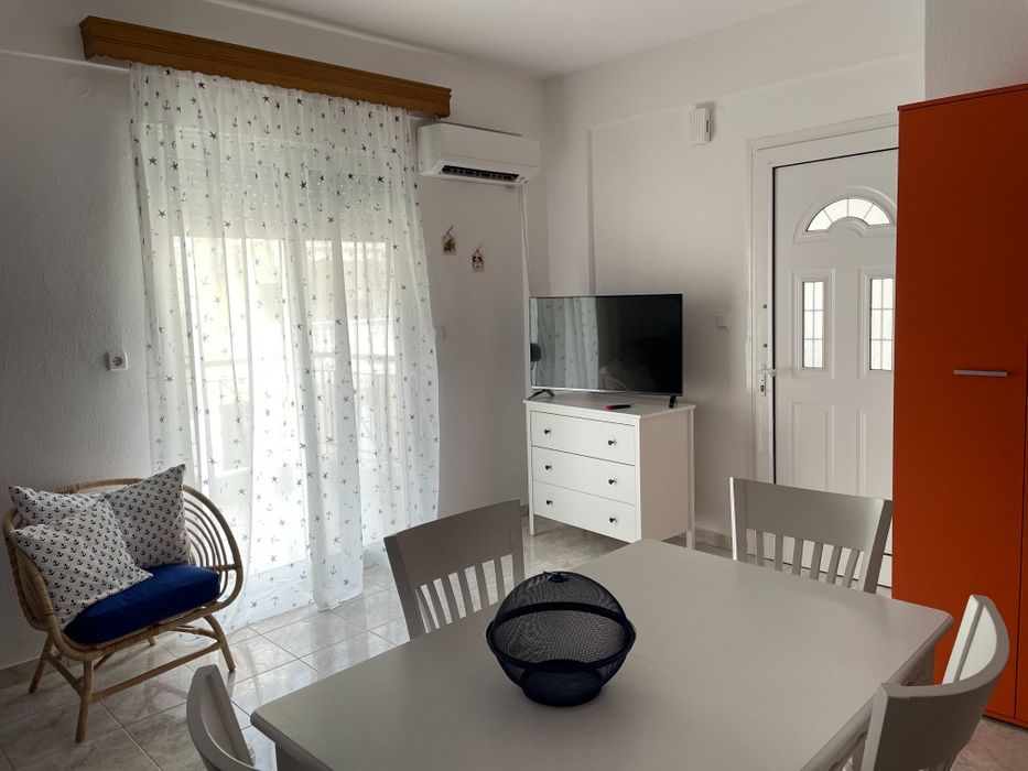 Апартамент Мира на 100 м от плажа в Паралия Офрин