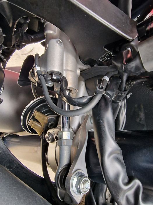 Yamaha R1 rn22 ultimul model de big bang