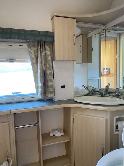 Vand Rulota Elddis Hurricane