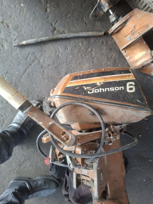 Двигател джонсън 6 к.с