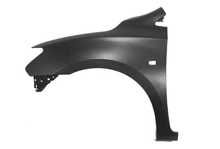 Передние крылья на Nissan Sentra