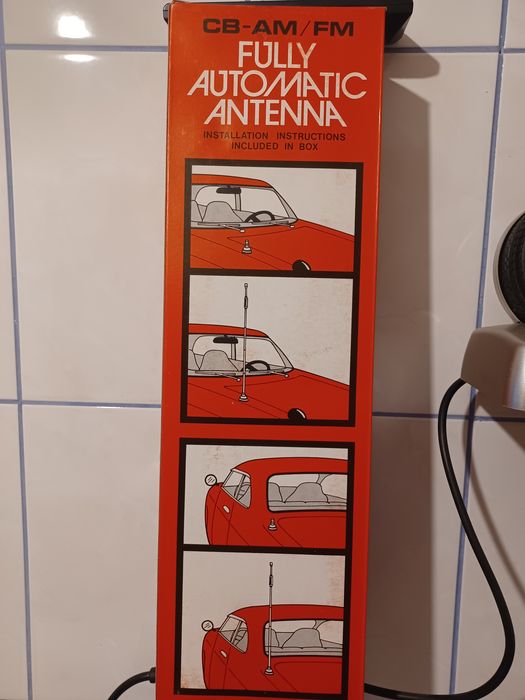 Antena electrică auto