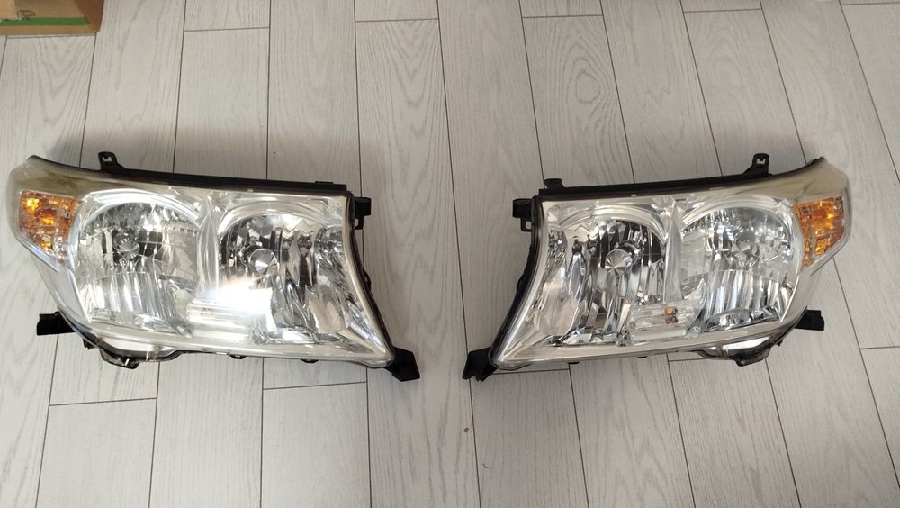 Комплект фар и решётка радиатора