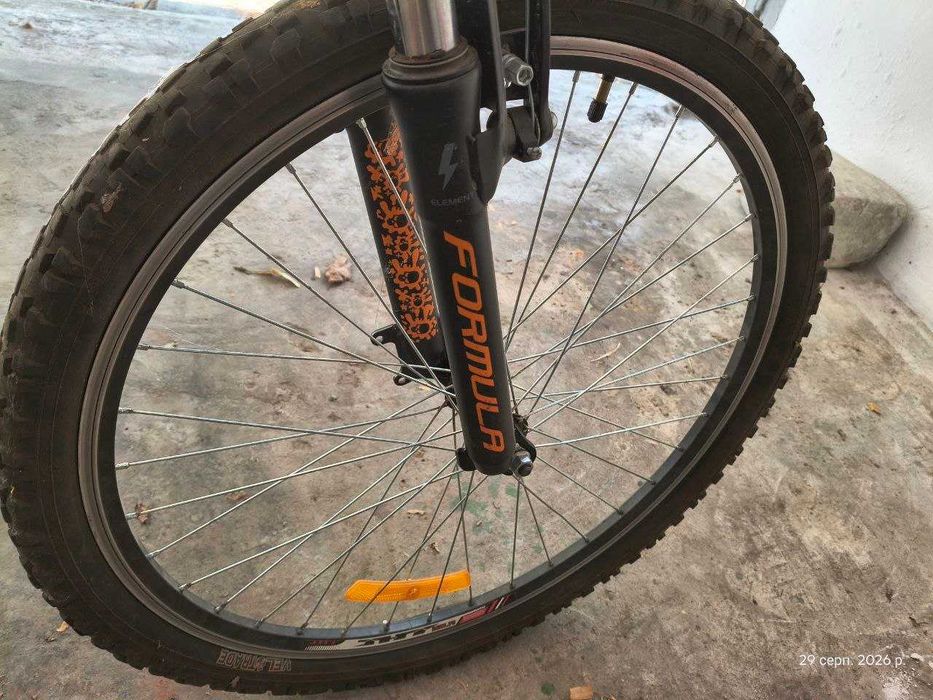 Bicicletă cu roți de 26