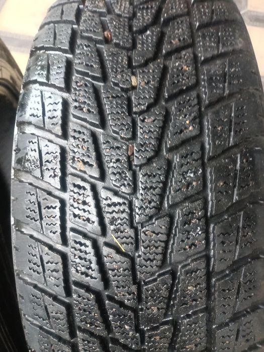 Продам зимнию резину