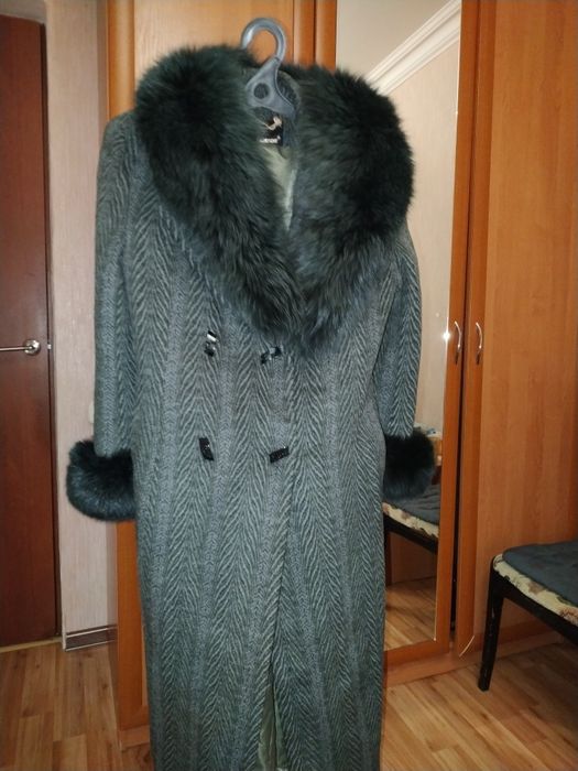 Продам пальто, три варианта