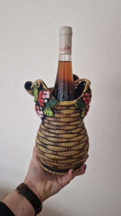 Поставка за шише