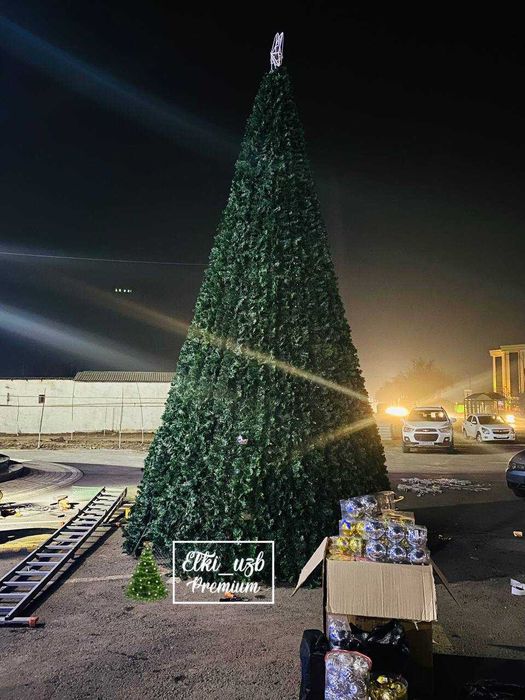 Новогодняя елка 5м.10м.15м, 20м, 25м Гигант. Новогодняя елка Реклама