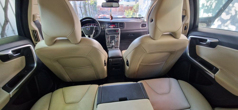 Volvo v60 plug in hybrid