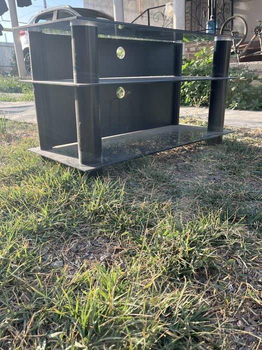 Потставка для телевизора