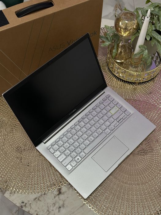 Asus VivoBook 14” i5 - 11th, 8Gb Ram, 512gb SSD, Intel Iris Xe, ca nou