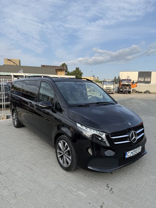 Rent a car - inchirieri microbuz Mercedes V class V300,Van/duba