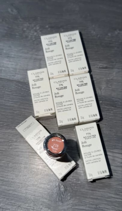 ruj mini Clarins paris joli rouge