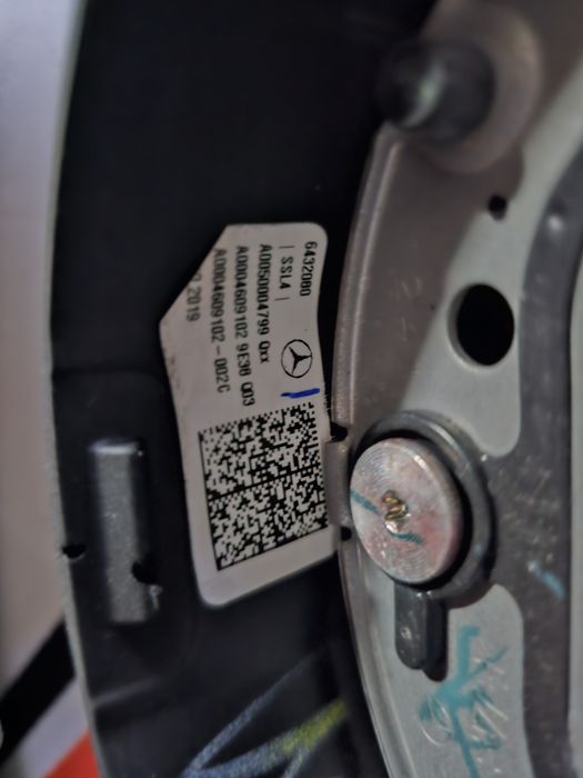 Volan sport Mercedes GLE GLB GLS dupa 2019 cod A0050004799