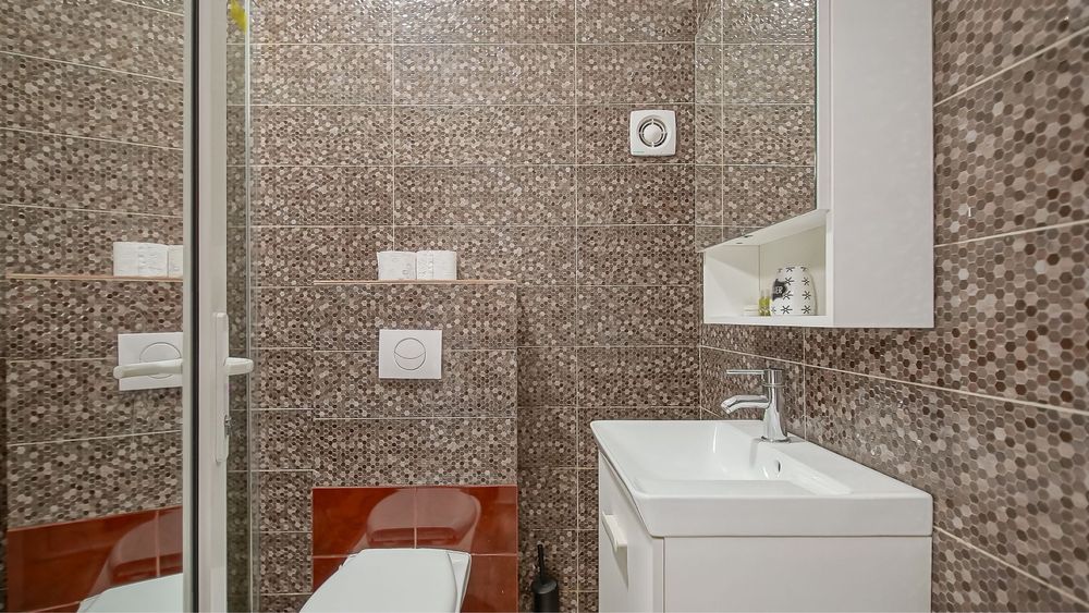 Apartament regim hotelier CORESI-PIATS SFATULUI