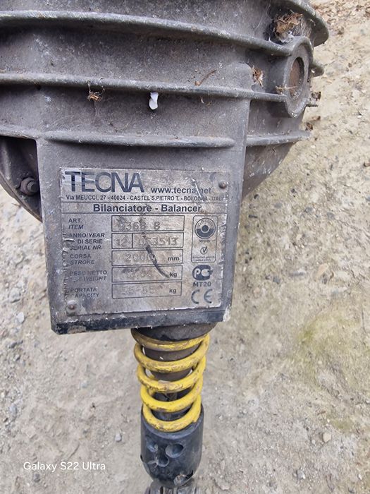 Vând echilibrator de greutate și motoare electrice