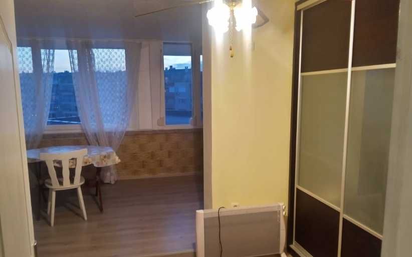 Дава се под наем Двустаен апартамент в Бургас, Меден рудник - зона А - 80 кв.м за 200 € - Снимка #2