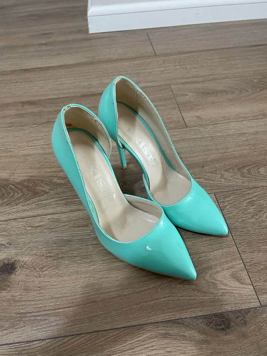 Pantofi dama marimea 36